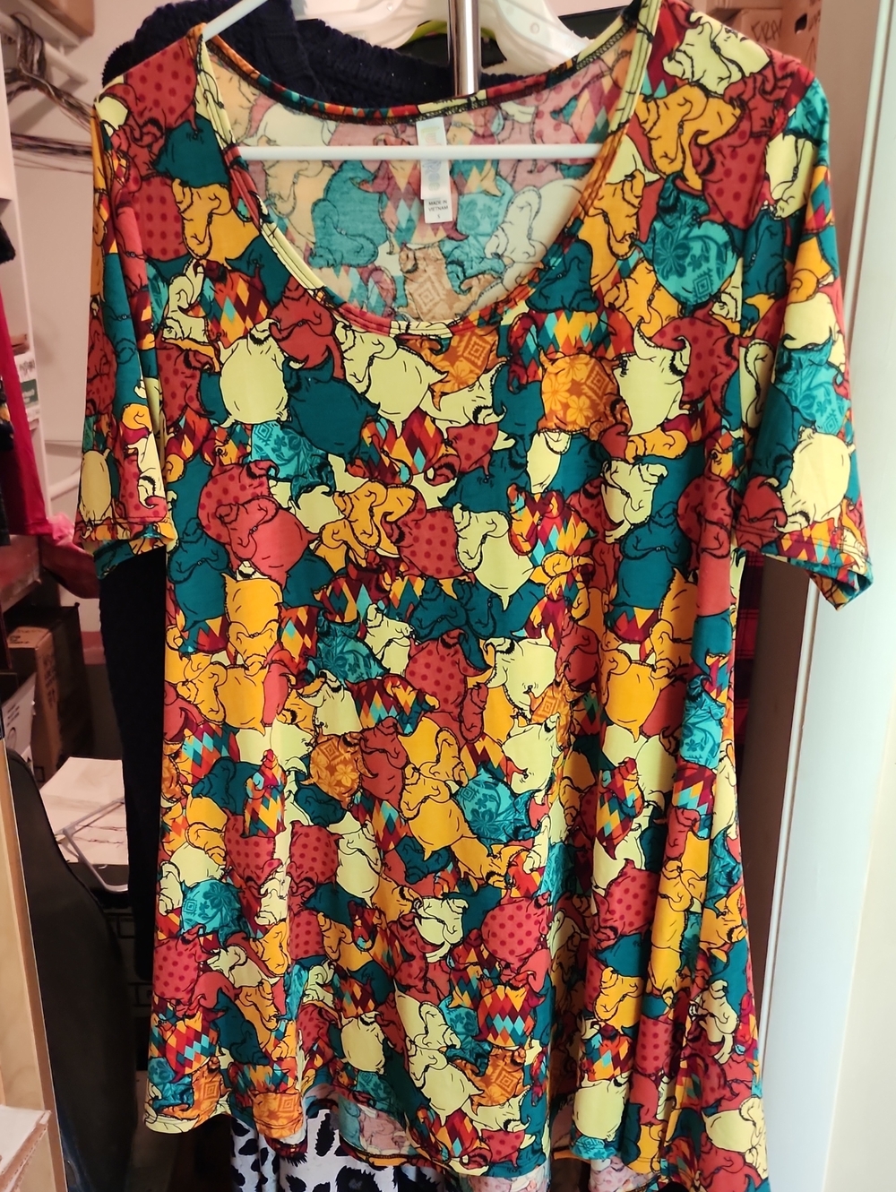 LuLaRoe Multicolor Oogie Boogie Top